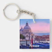 ヴェネツィアのゴンドラと教会を持つグランドカナル キーホルダー (正面)
