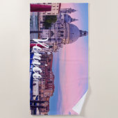 ヴェネツィアのゴンドラと教会を持つグランドカナル ビーチタオル (正面)