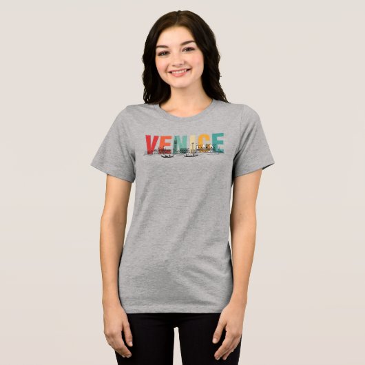 ヴェネツィアのスカイライン入りテキスト トライブレンドTシャツ (正面全面)