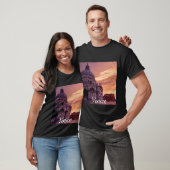 ヴェネツィアのバシリカ上空の夕日 Tシャツ (ユニセックス)