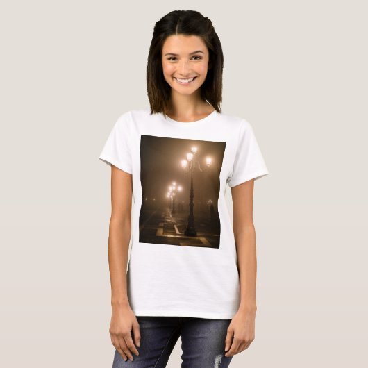 ヴェネツィアのフォギーピアッツァサンマルコ Tシャツ (正面フル)