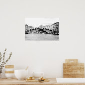 ヴェネツィアの白黒リアルト橋。 ポスター (キッチン)