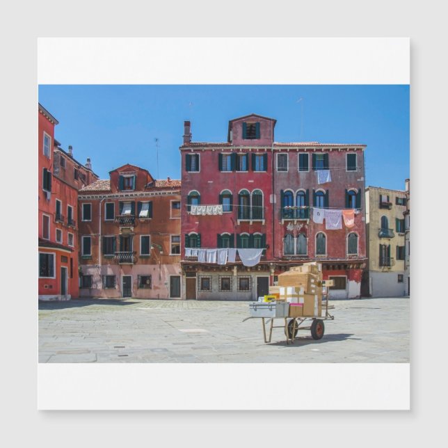 ヴェネツィアの箱を持つカート (正面)