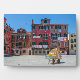 ヴェネツィアの箱を持つカート フォトプラーク