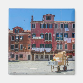 ヴェネツィアの箱を持つカート マグネット