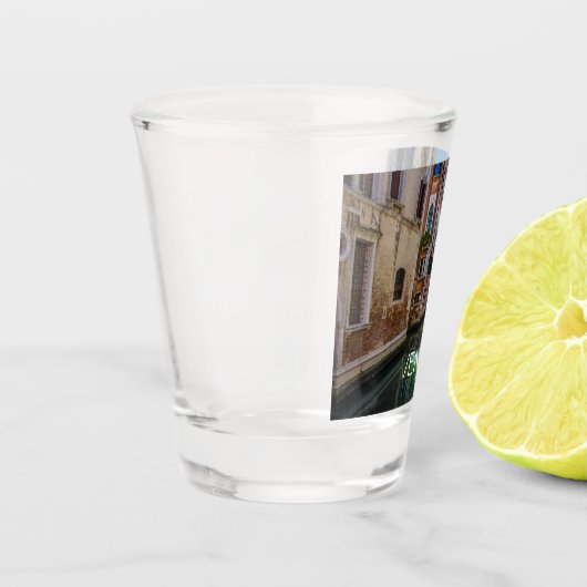 ヴェネツィアの運河と狭い通り ショットグラス (左)
