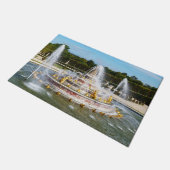 ヴェルサイユの庭園にあるラトナの噴水 ドアマット (アングル)