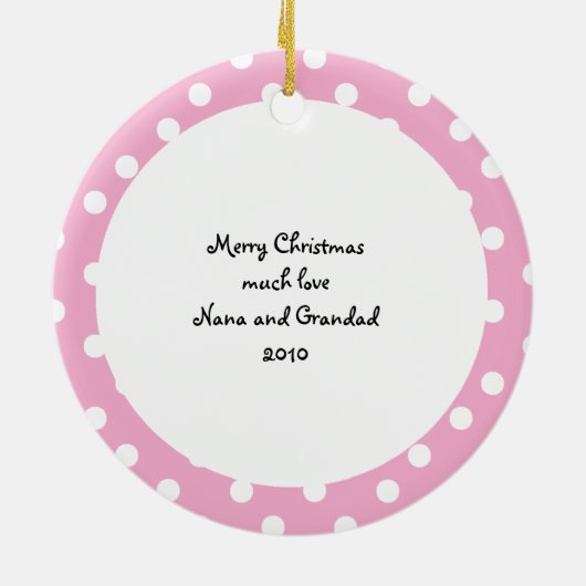ヴォリーベイビー初めてのクリスマスピンクオーナメント セラミックオーナメント (裏面)