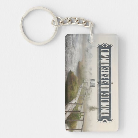 ヴォルテール感動的引用文「常識」 キーホルダー (正面)