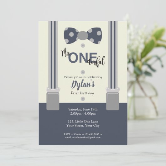 一つのダーフルな海軍とグレーの弓のネクタイ 招待状 (スタンド正面)