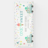 一つは甘いアイスクリームのソーシャルバースデーバナー 横断幕 (縦)