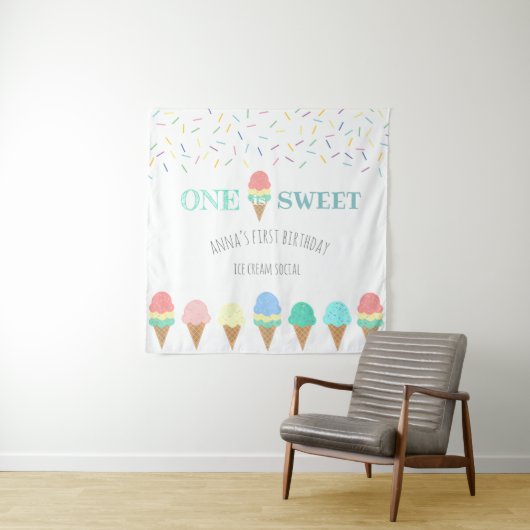 一つは甘いアイスクリームソーシャルの最初の誕生日 タペストリー (インサイチュ)