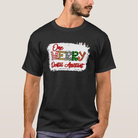 一つメリーの歯科助手クリスマスパジャマおもしろい Tシャツ (正面)