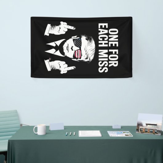 一つ一つ割恋しく思る 横断幕 (トレードショー)