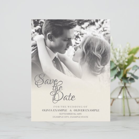 一キスをする結婚色の夫婦 (スタンド正面)