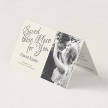 一キスをする結婚色の夫婦