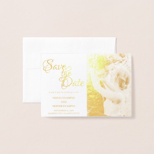 一キスをする結婚色の夫婦 箔カード (封筒付き正面)