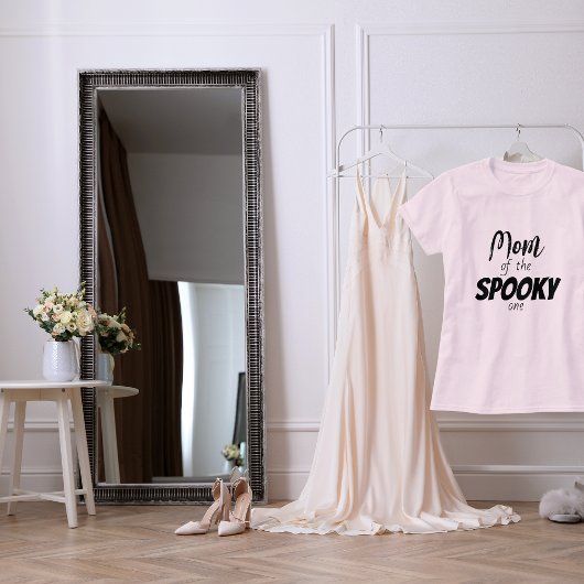 一不気味つ |ハロウィーン1回目の誕生日 |お母さんのシャツ Tシャツ