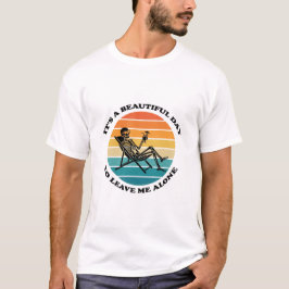 一人にしての日和 レトロTシャツ Tシャツ