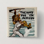 一人の兵士を肩運に乗せながら歩く船員 缶バッジ (正面)