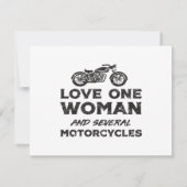 一人の女性と何台ものバイクを愛する エッセンシャル セーブザデート (裏面)
