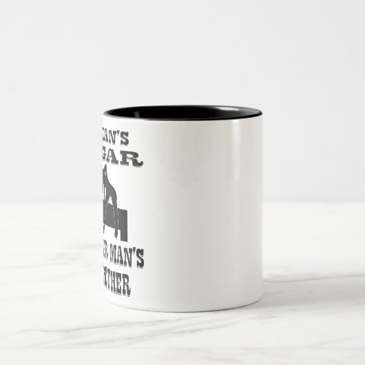 一人の男のクーガーもう一人の男の祖母# ツートーンマグカップ (中央)