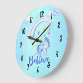 一信じ角猫が虹の下に ラージ壁時計 (傾斜)