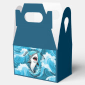 一口のサメを食べに私たちと一緒に フェイバーボックス (オープン)