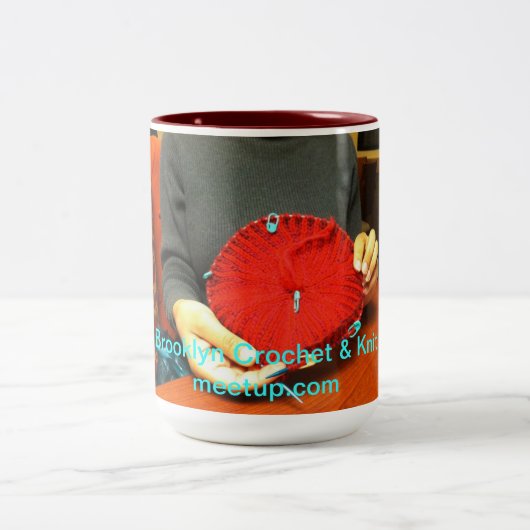 一口、かぎ針編み及びニット ツートーンマグカップ (中央)