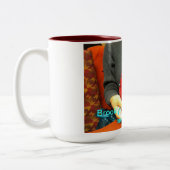 一口、かぎ針編み及びニット ツートーンマグカップ (左)