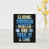 一度に一つの道を冬の間を滑ること カード (黄色い花)