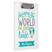 一度に世界を1人の子どもとして変えるカスタム クリップボード (右)