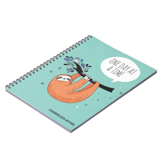 一度に1日 – Sloth おもしろい ノートブック (左側)