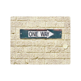 一方向の矢印通りサイン方向旅行信仰 メタルプリント