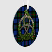 一族のGunnのケルト族の三位一体の結び目およびタータンチェック オーナメント (正面)