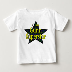 一族のGunnのスーパースターの乳児のTシャツ ベビーTシャツ
