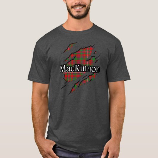 一族のMacKinnonのタータンチェックの精神のワイシャツ Tシャツ (正面)