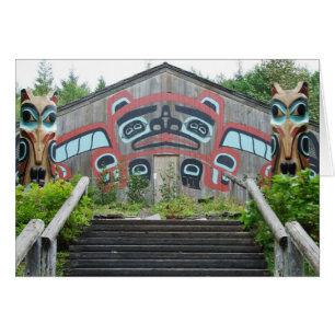 一族はトーテムポール、Ketchikan、アラスカ収容し、