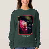 一日に一度に引用文の花感動的 スウェットシャツ (正面)