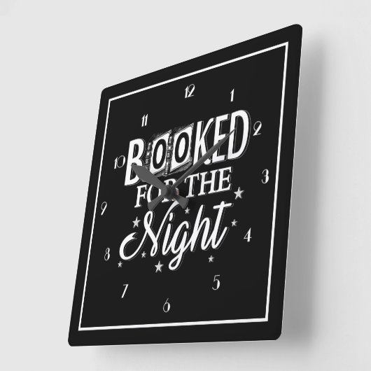 一晩の予約がある スクエア壁時計 (傾斜)