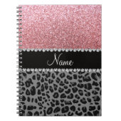 一流のパステル調ピンクのグリッターの黒のヒョウ ノートブック (正面)