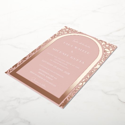 一流の結婚バラ無地の金ゴールド 箔招待状 (回転した状態)