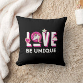 一生まれ角獣のファンタジー クッション (ブランケット)