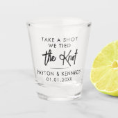 一発やろうパーソナライズされたと結婚 ショットグラス (正面)