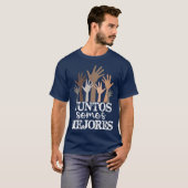 一緒にすればもっと素敵な少年 Tシャツ (正面フル)
