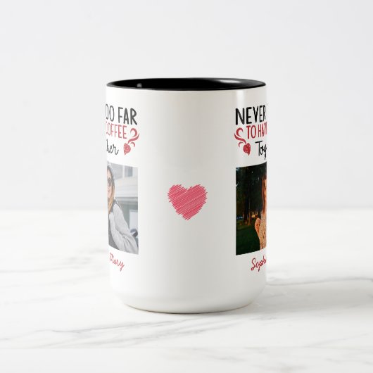 一緒にコーヒーを飲むほど遠くない友人の写真 ツートーンマグカップ (中央)