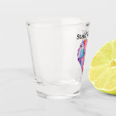 一緒に立つ ショットグラス (左)