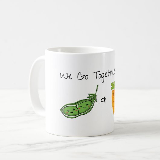 「一緒に行く」エンドウ豆とニンジンのマグカップ コーヒーマグカップ (正面左)