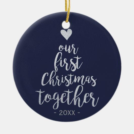 一緒の初めてのクリスマスの銀および青いオーナメント セラミックオーナメント (正面)