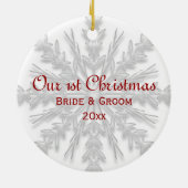 一緒の雪片の第1クリスマスの写真のオーナメント セラミックオーナメント (裏面)